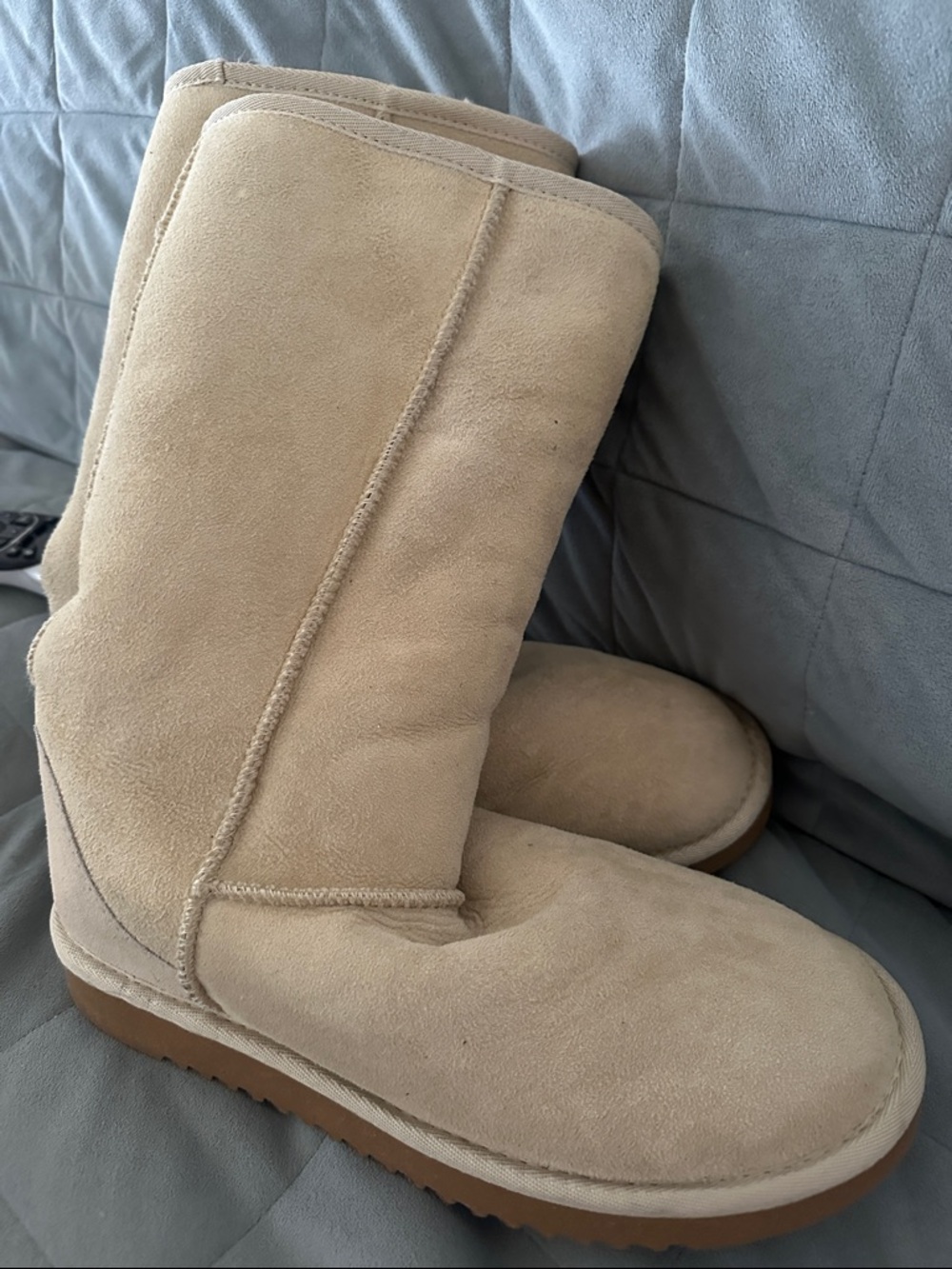 Classic Tall Shearling Boots - Beige